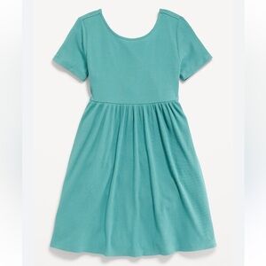 Girls rib-knit green dress size M(8).